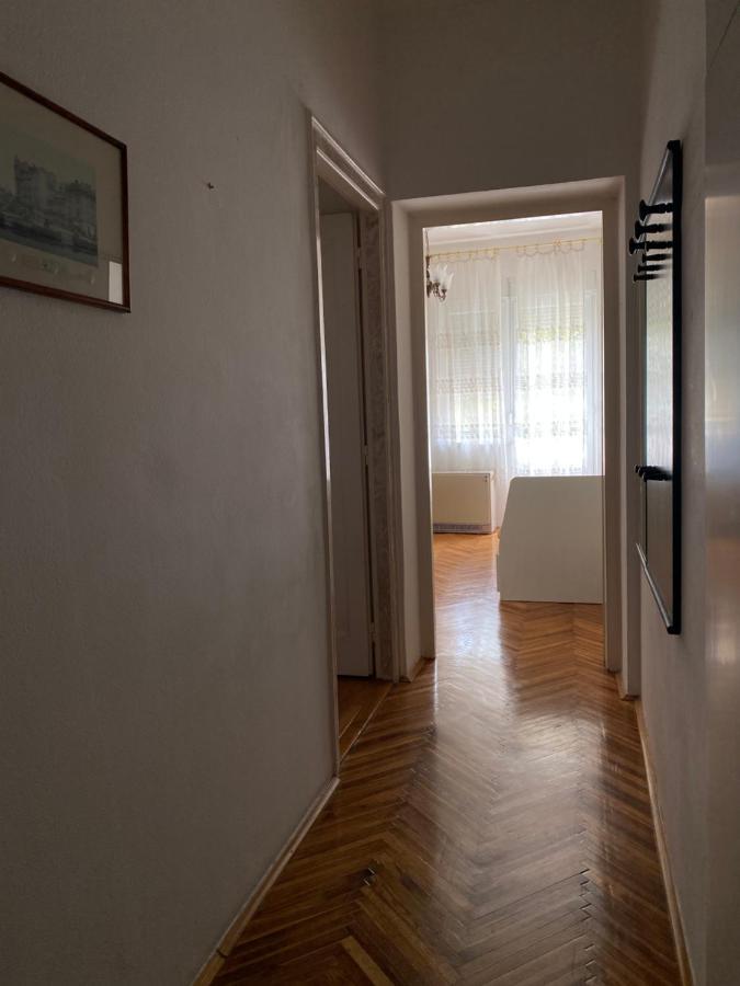 Bulevar 2 Bedroom Belgrad